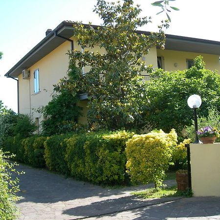 Gli Olivi Calci Exterior foto