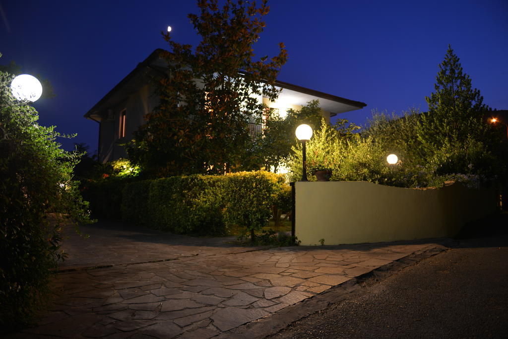 Gli Olivi Calci Exterior foto