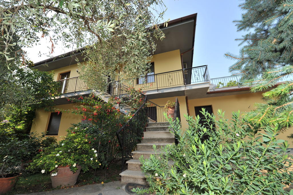 Gli Olivi Calci Exterior foto
