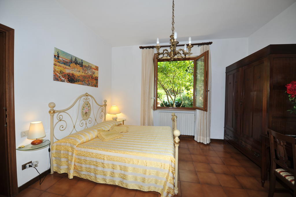 Gli Olivi Calci Quarto foto